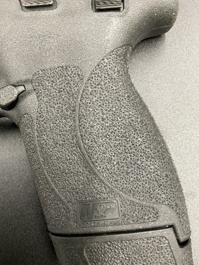 SMITH & WESSON M&P 45 SHIELD M2.0 .45 ACP - Image 4 of 7
