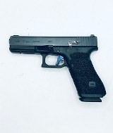 GLOCK 17 9MM LUGER (9x19 PARA) - 1 of 11