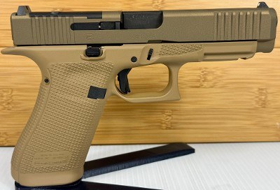 GLOCK G17 GEN 69MM LUGER (9x19 PARA) - Image 4 of 5