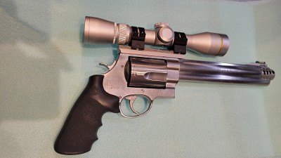SMITH & WESSON 460 XVR .460 S&W MAGNUM - Image 1 of 3