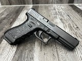 GLOCK 22 GEN 3 40 Smith & Wesson - 2 of 4