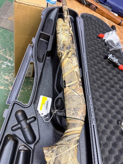 BENELLI M2 12 GA - Image 2 of 6