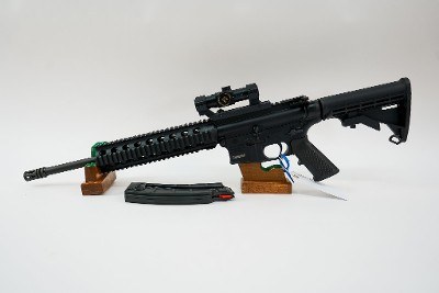 SMITH & WESSON M&P15-22 .22 LR - Image 2 of 8