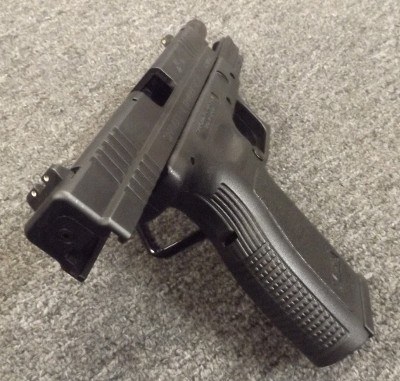 SPRINGFIELD ARMORY XD-40 .40 S&W - Image 6 of 7