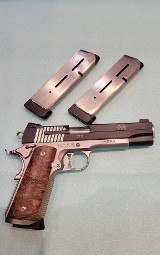 SIG SAUER 1911 STX FULL-SIZE .45 ACP - Image 2 of 2