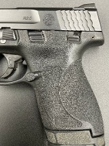 SMITH & WESSON m&p 40 shield .40 S&W - Image 3 of 5