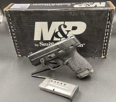 SMITH & WESSON M&P 9 SHIELD 9MM LUGER (9x19 PARA) - Image 1 of 5