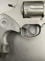 ROCK ISLAND ARMORY model 200 .38 SPL - Image 5 of 6