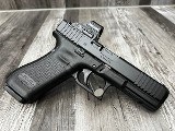 GLOCK 22 GEN 5 MOS 40 Smith & Wesson - 2 of 4
