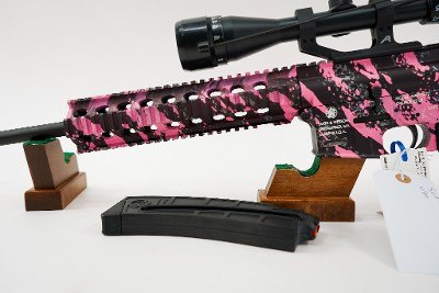 SMITH & WESSON M&P15-22 .22 LR - Image 4 of 10