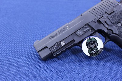 SIG SAUER P226 MK25 9MM LUGER (9X19 PARA) - Image 12 of 13