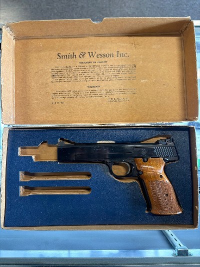 SMITH & WESSON MODEL 41 .22 LR - Image 3 of 3