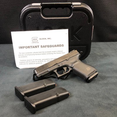 GLOCK 23 GEN5 40 Smith & Wesson - Image 1 of 5