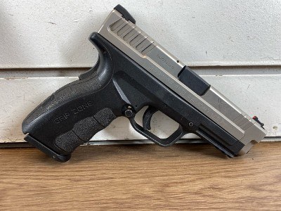 SPRINGFIELD ARMORY XD-9 PISTOL 9MM LUGER (9x19 PARA) - Image 4 of 10