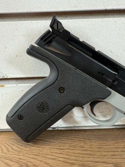 SMITH & WESSON 22A-1 .22 LR - Image 5 of 8