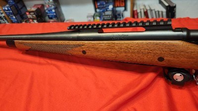 REMINGTON 700 BDL CUSTOM DELUXE .300 REM ULTRA MAG - Image 5 of 9