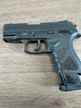TAURUS TH9C (1-TH9C031) 9MM LUGER (9x19 PARA) - Image 5 of 9