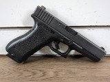GLOCK 22 GEN 2 40 Smith & Wesson - Image 1 of 12