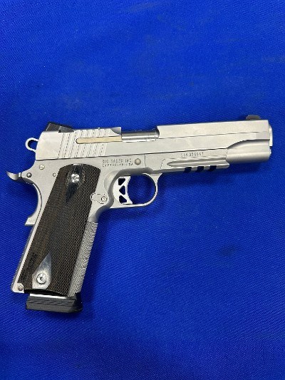 SIG SAUER 1911 .45 ACP - Image 1 of 6