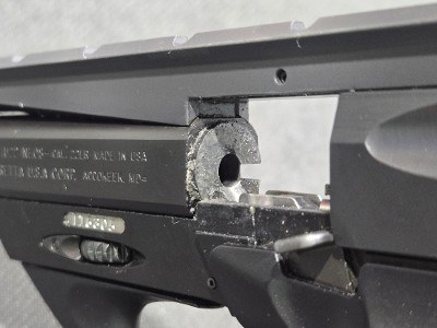 BERETTA U22 NEOS .22 LR/.22 WMR - Image 4 of 4