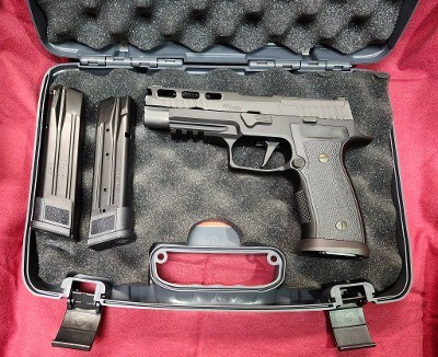 SIG SAUER P320 AXG PRO 9MM LUGER (9x19 PARA) - Image 2 of 8