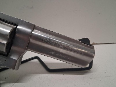 RUGER GP100 STAINLESS .357 MAG - Image 4 of 10