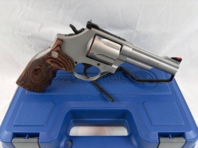 SMITH & WESSON 69 .44 MAGNUM - Image 4 of 7
