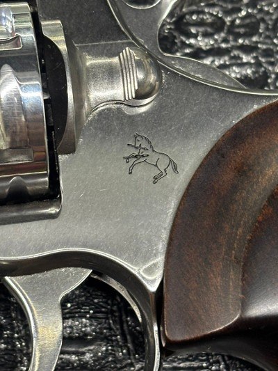 COLT PYTHON REVOLVER 357 .357 MAG - Image 4 of 8