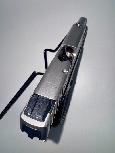 SMITH & WESSON SD40 VE .40 S&W - Image 6 of 7