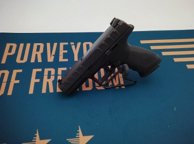 BERETTA USA APX Centurion .40 S&W - Image 1 of 3