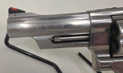 SMITH & WESSON 629-6 .44 MAGNUM - Image 6 of 10