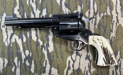 RUGER NEW MODEL SUPER BLACKHAWK .44 MAGNUM - Image 2 of 3