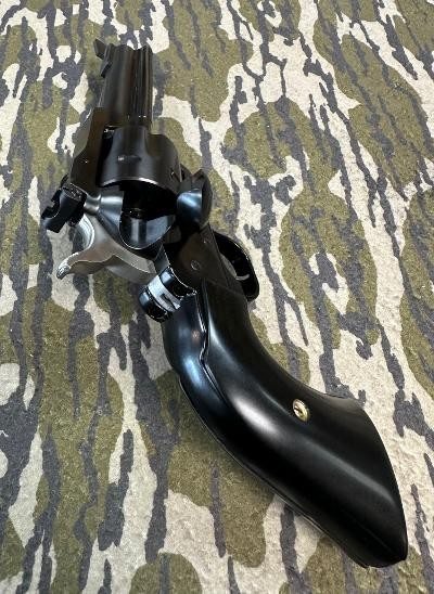 RUGER NEW MODEL BLACKHAWK .357 MAG - Image 3 of 3