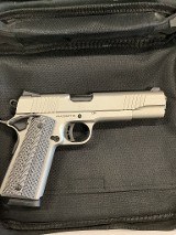 ROCK ISLAND ARMORY M1911 A1 .45 ACP - 3 of 5