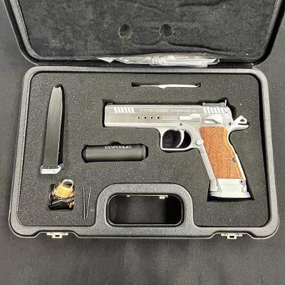 EAA WITNESS ELITE LIMITED 9MM LUGER (9X19 PARA) - Image 1 of 9