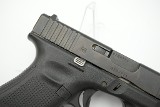 GLOCK 19 9MM LUGER (9x19 PARA) - Image 3 of 24