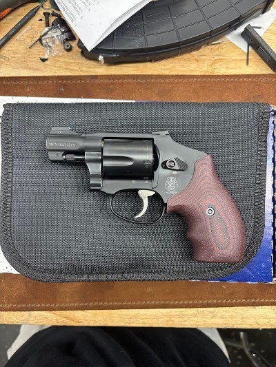 SMITH & WESSON 442 ULTIMATE CARRY .38 SPL - Image 1 of 4