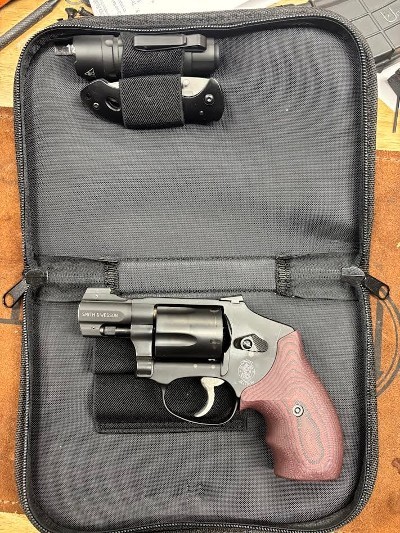 SMITH & WESSON 442 ULTIMATE CARRY .38 SPL - Image 4 of 4