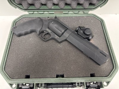 TAURUS RAGING HUNTER 460 S&W MAG - Image 1 of 10
