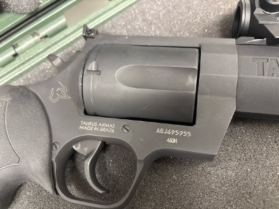 TAURUS RAGING HUNTER 460 S&W MAG - Image 3 of 10