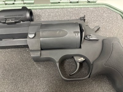 TAURUS RAGING HUNTER 460 S&W MAG - Image 7 of 10