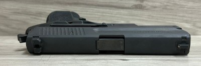 SIG SAUER SP2022 40 Smith & Wesson - Image 10 of 12