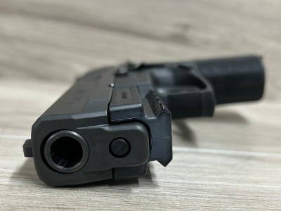 SIG SAUER SP2022 40 Smith & Wesson - Image 7 of 12