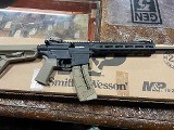 SMITH & WESSON M&P15-22 MOE SL .22 LR - Image 1 of 1