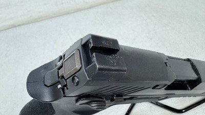 SIG SAUER M17 (P320) 9MM LUGER (9x19 PARA) - Image 10 of 16