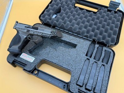 SMITH & WESSON M&P9 M2.0 METAL COMPETITOR 9MM LUGER (9x19 PARA) - Image 2 of 10