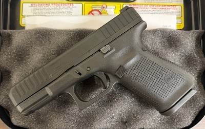 GLOCK G44 .22 LR - Image 3 of 3