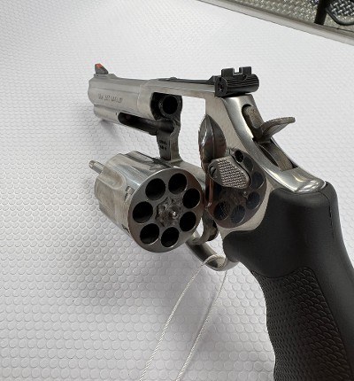 SMITH & WESSON 686-6 .357 MAG - Image 3 of 6