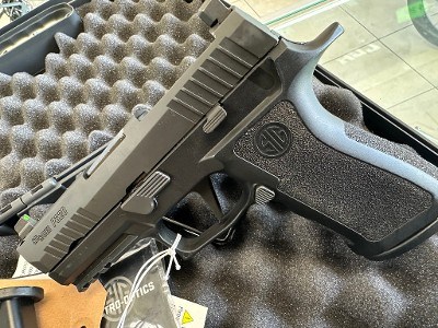 SIG SAUER P320 PRO RXP COMPACT 9MM LUGER (9x19 PARA) - Image 4 of 8