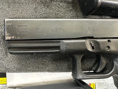GLOCK G21 GEN 3 .45 ACP - Image 3 of 9